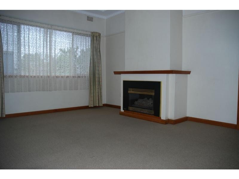 5 Ryan Avenue, Nowra NSW 2541
