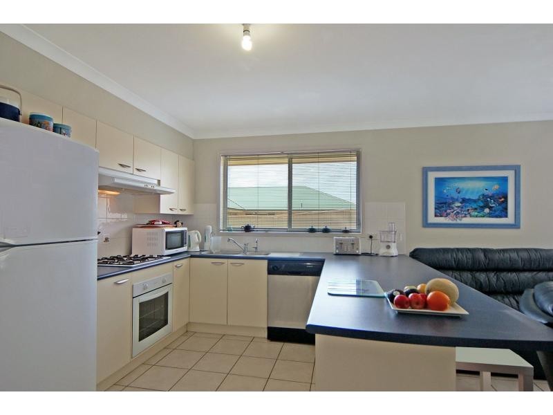 22 Burradoo Crescent, Nowra NSW 2541