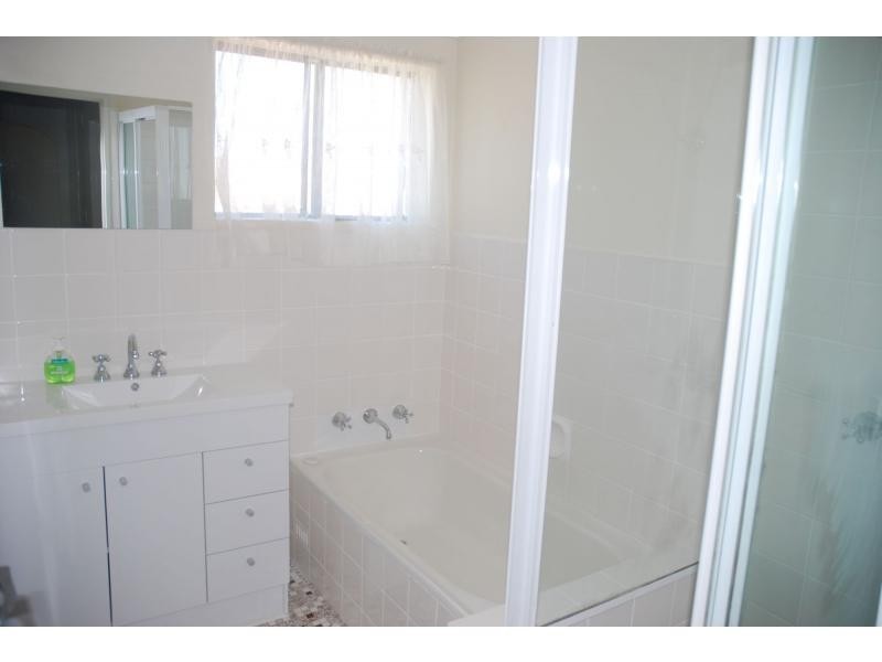2/91 Moss Street, Nowra NSW 2541