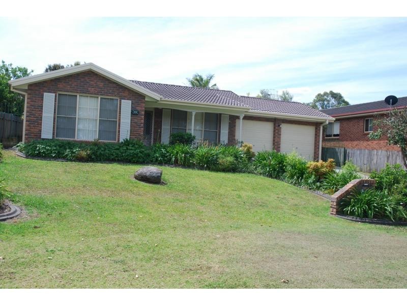 212 Yurunga Drive, North Nowra NSW 2541