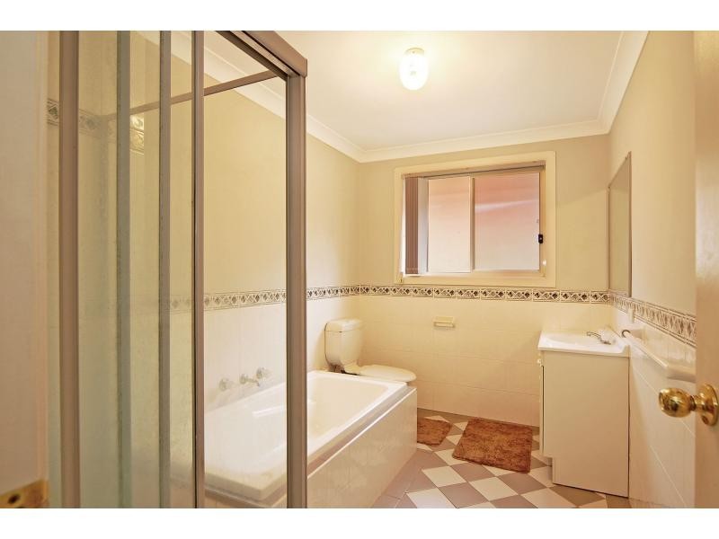 4 Basil Street, Worrigee NSW 2540