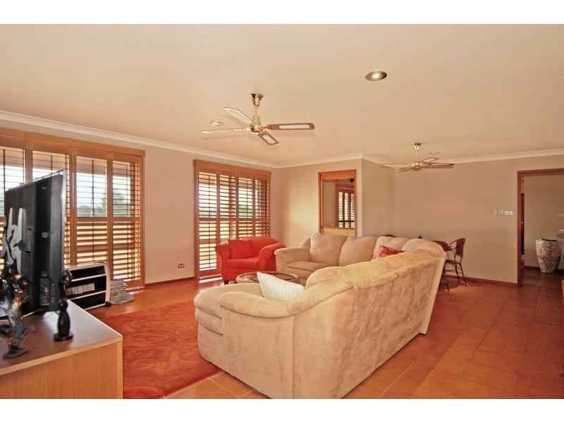 154 Woncor Avenue, Nowra Hill NSW 2540