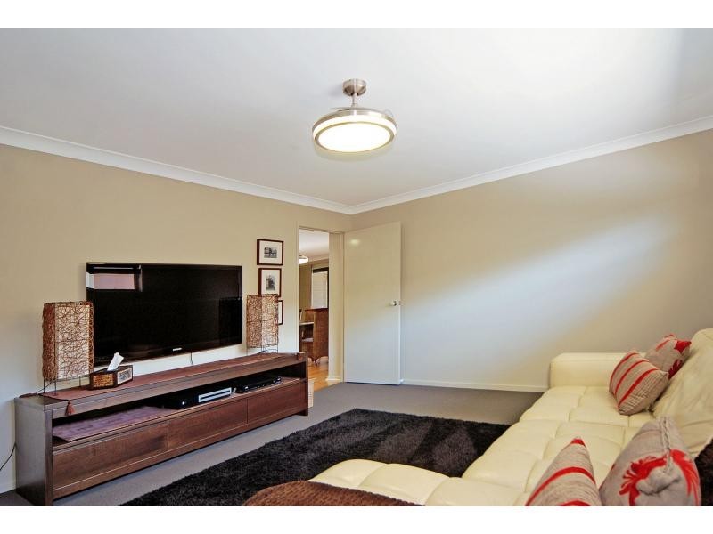 5 Palm Lilly Close, Worrigee NSW 2540