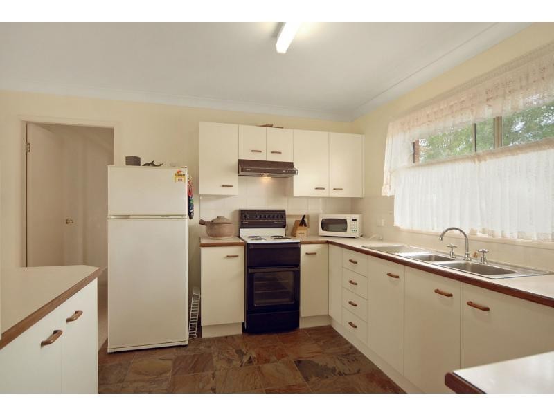 5 Cane Close, North Nowra NSW 2541