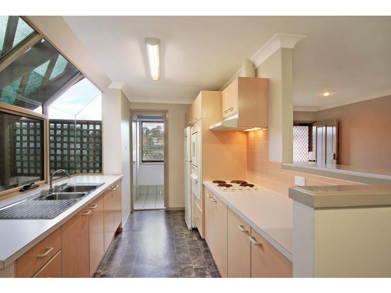 2 Tummell Close, West Nowra NSW 2541