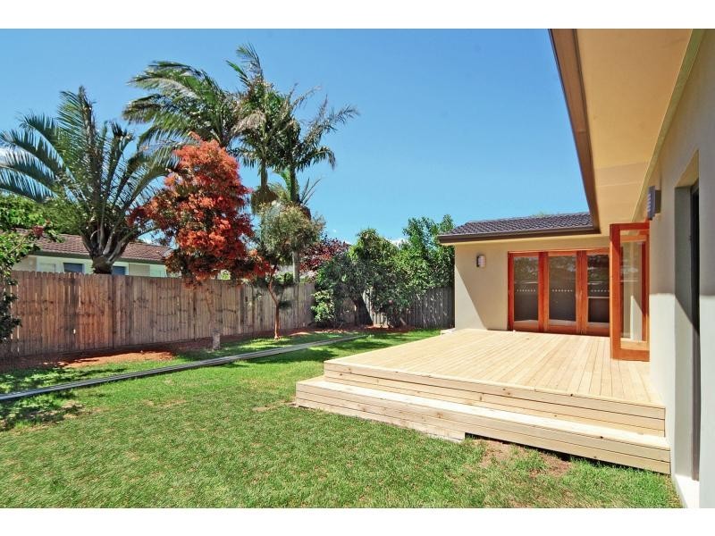 6 Lyrebird Drive, Nowra NSW 2541
