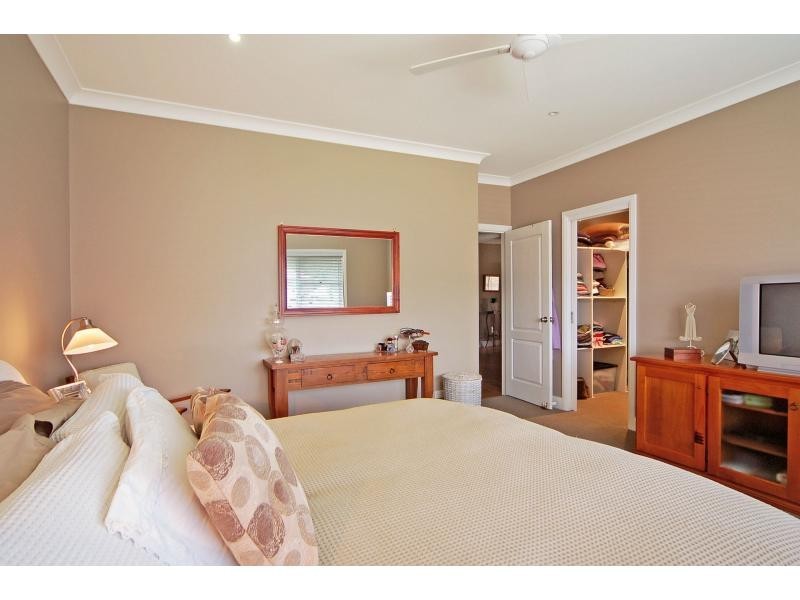23 Christiana Close, West Nowra NSW 2541