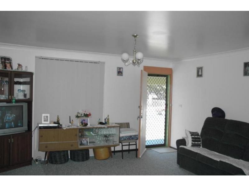 27 Stewart Street, Nowra NSW 2541