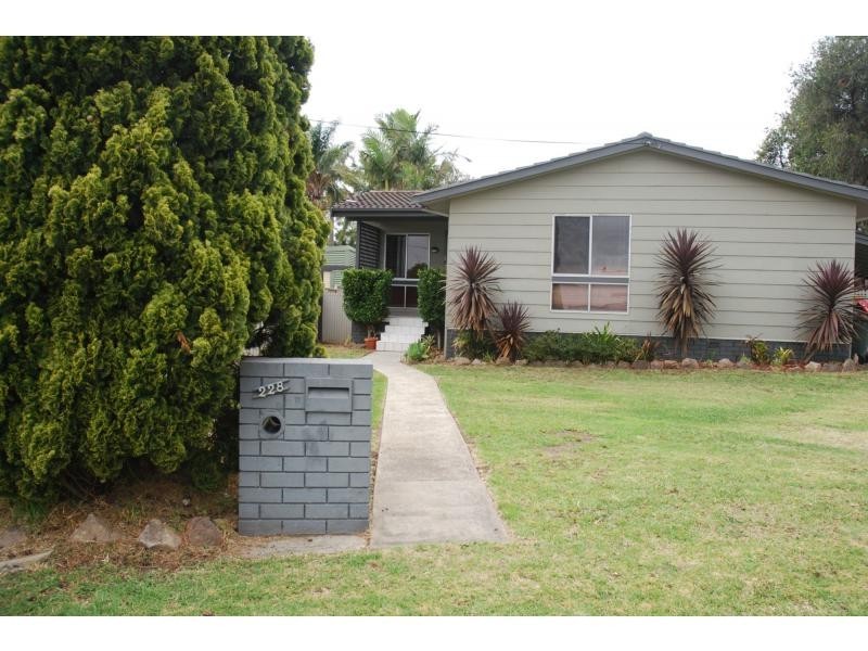 228 Kinghorne Street, Nowra NSW 2541