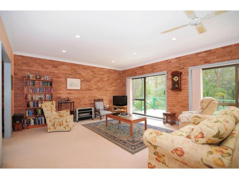 52 Streamside Street, Woollamia NSW 2540