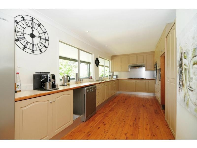 59 Woollamia Road, Falls Creek NSW 2540