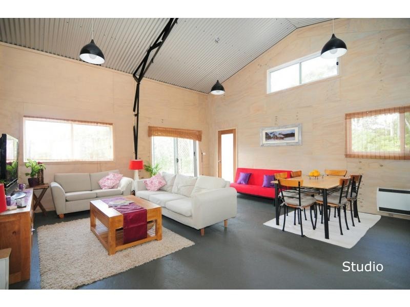 59 Woollamia Road, Falls Creek NSW 2540