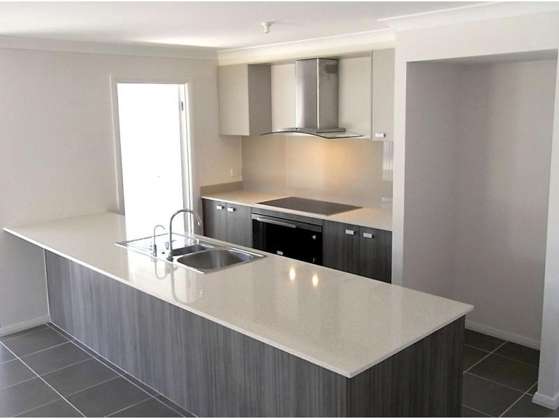 4 Dinghy Street, Vincentia NSW 2540