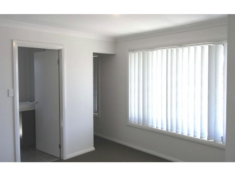 4 Dinghy Street, Vincentia NSW 2540