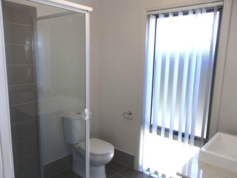 4 Dinghy Street, Vincentia NSW 2540