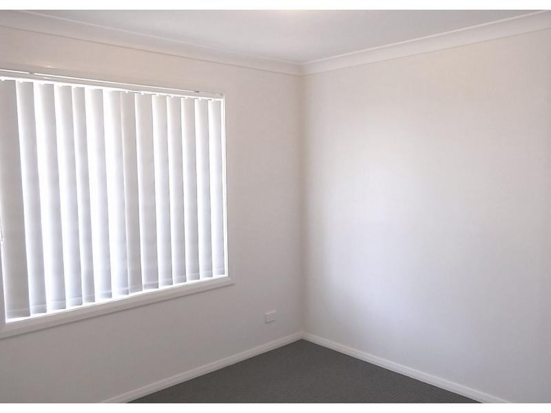 4 Dinghy Street, Vincentia NSW 2540