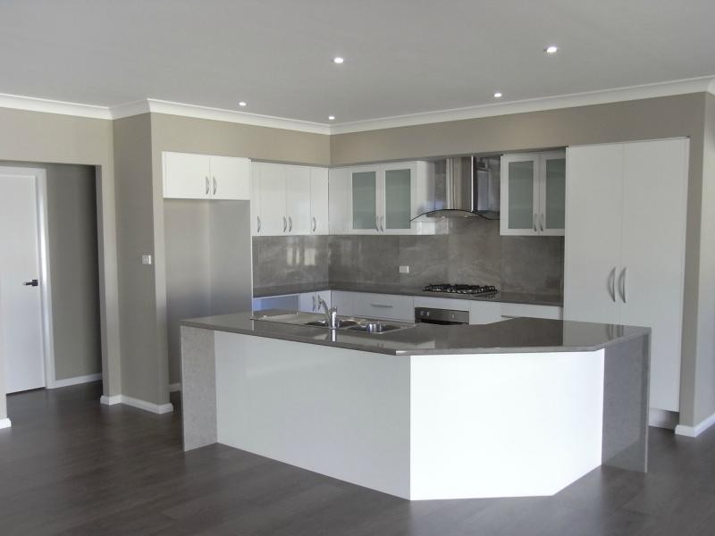 10 Paino Crescent, Sanctuary Point NSW 2540