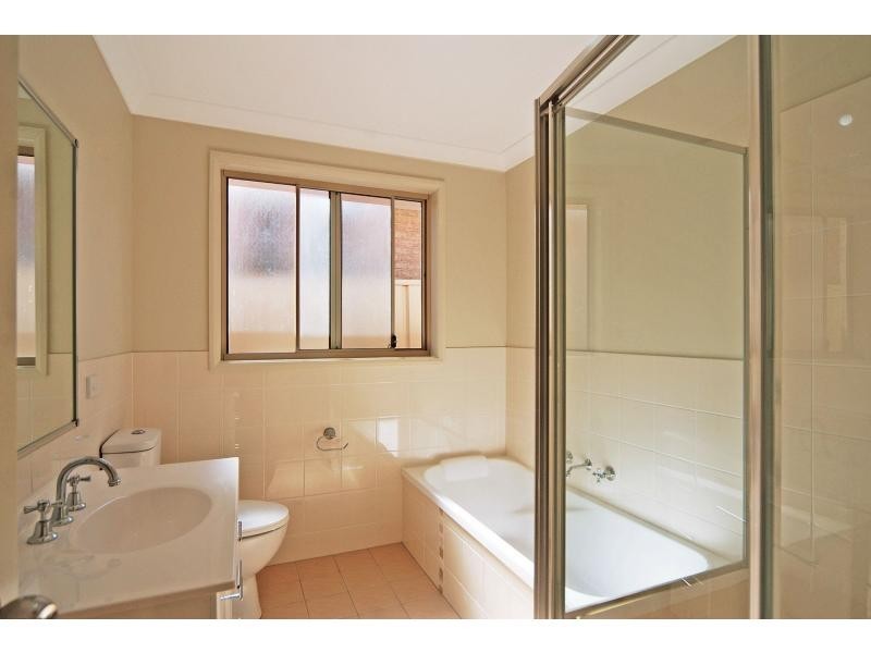 2 Riveroak Road, Worrigee NSW 2540