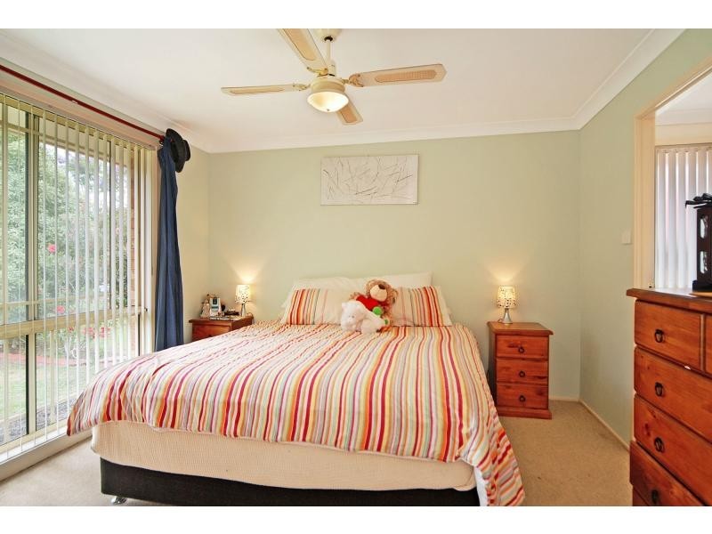 4 Olympic Drive, West Nowra NSW 2541