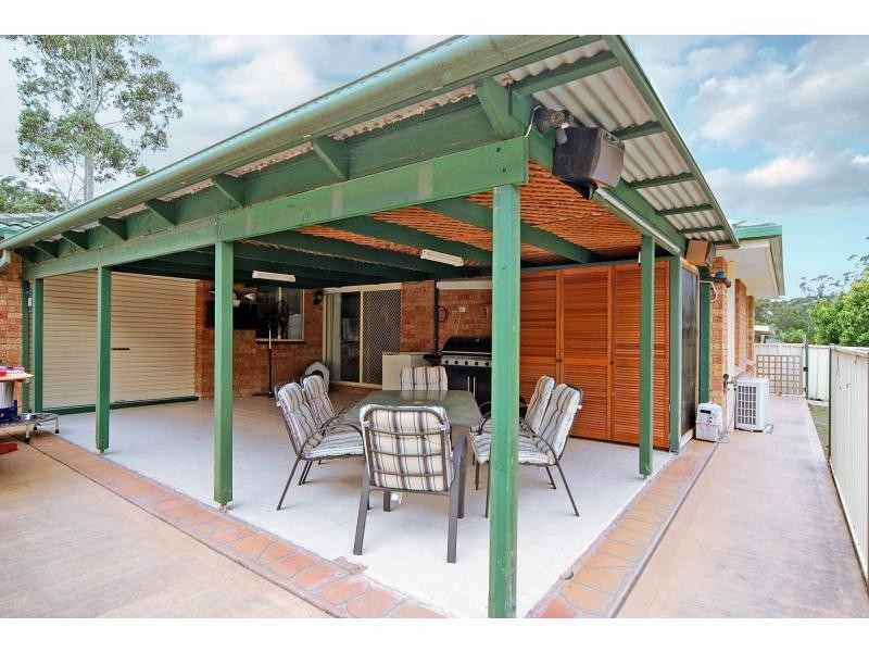 4 Olympic Drive, West Nowra NSW 2541