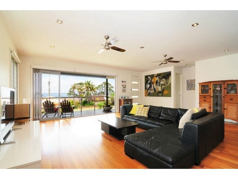 7 Reid Street, Erowal Bay NSW 2540