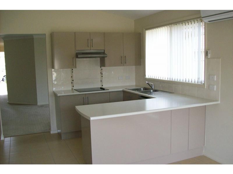 5 Neptune Place, Worrigee NSW 2540