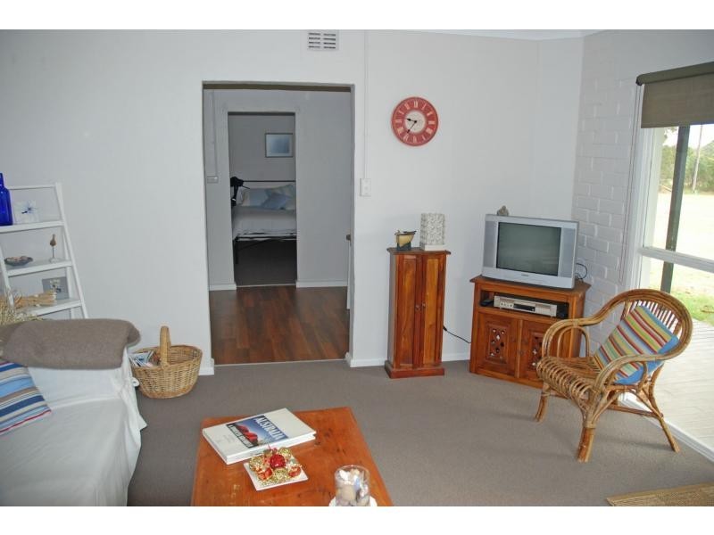 243 Turpentine Road, Tomerong NSW 2540