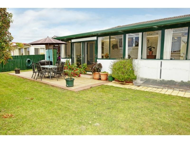 5 Allison Avenue, Nowra NSW 2541