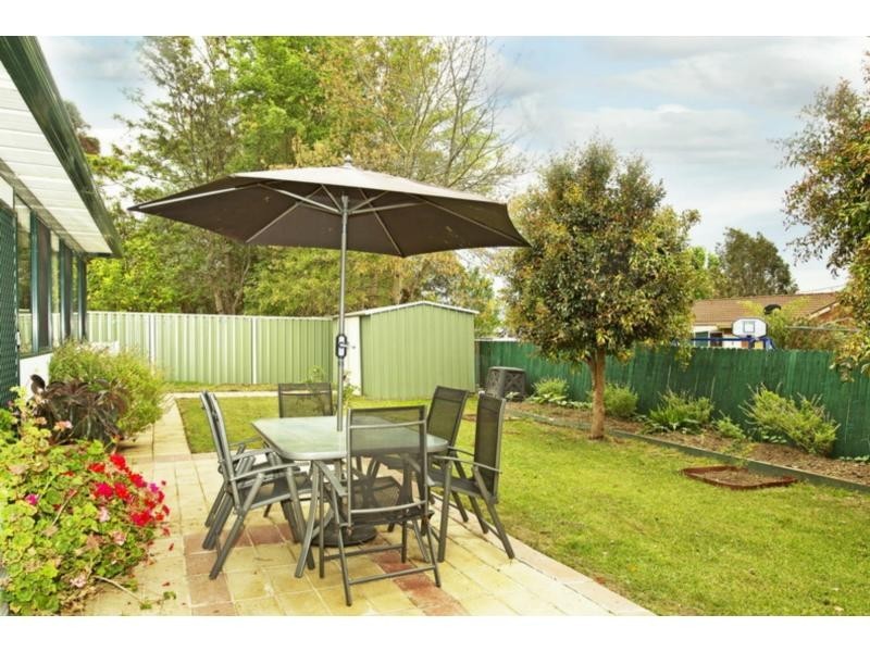 5 Allison Avenue, Nowra NSW 2541