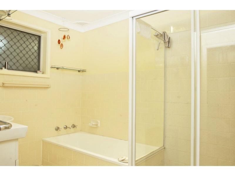 5 Allison Avenue, Nowra NSW 2541