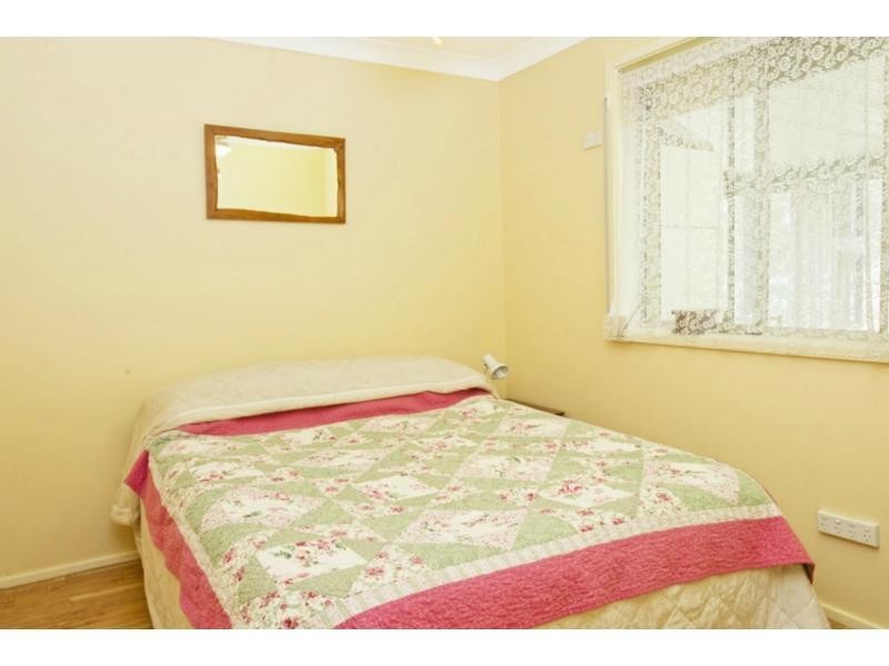 5 Allison Avenue, Nowra NSW 2541