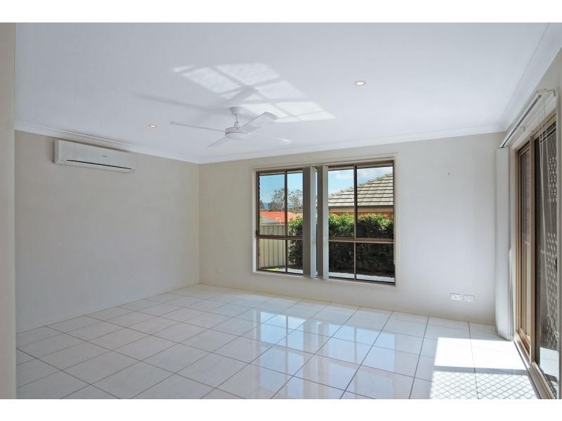 52 Firetail Street, South Nowra NSW 2541