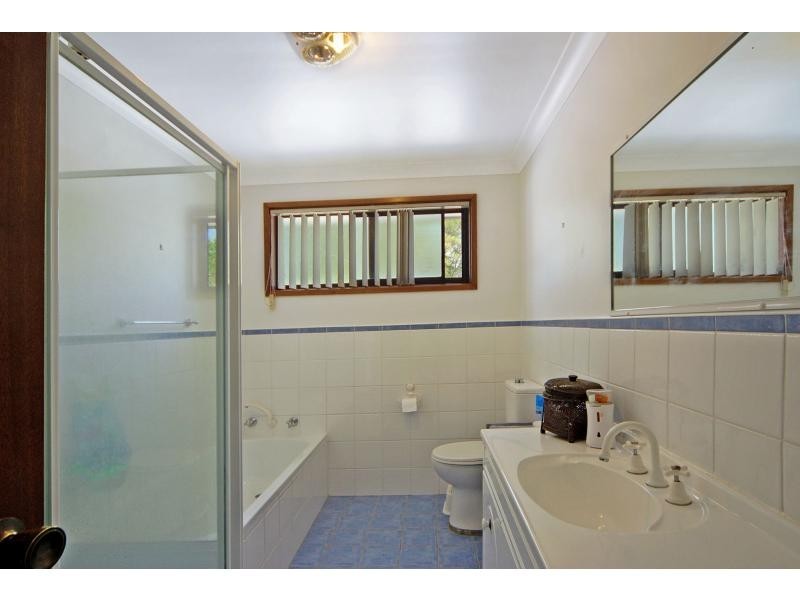 4 Kongoola Avenue, Cambewarra NSW 2540