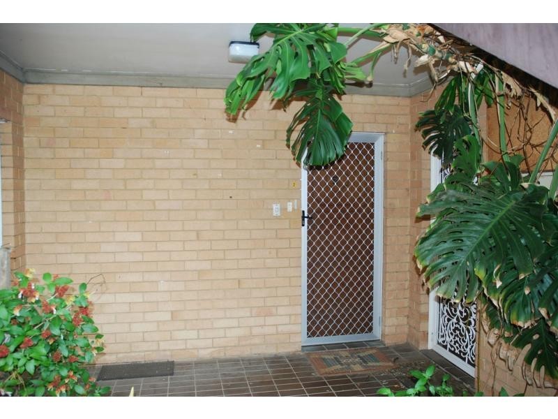 Unit 2/4 Campbell Place, Nowra NSW 2541