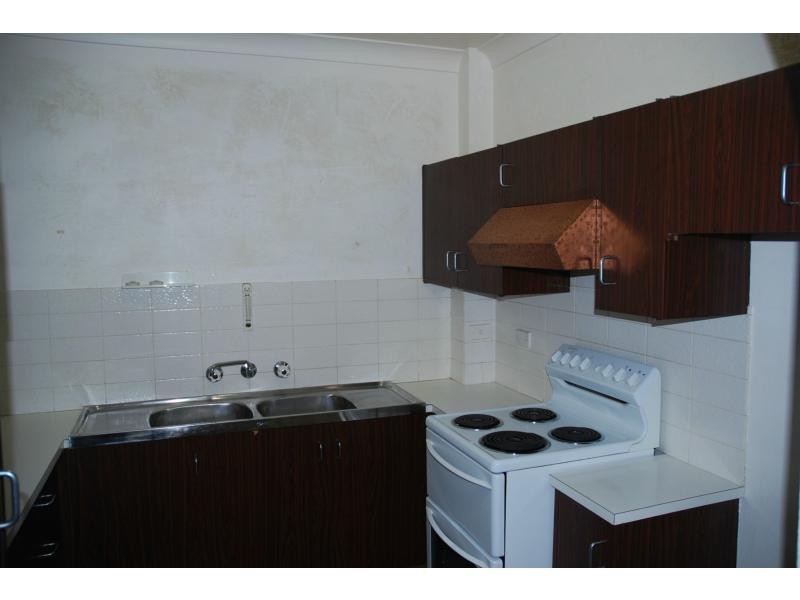 Unit 2/4 Campbell Place, Nowra NSW 2541