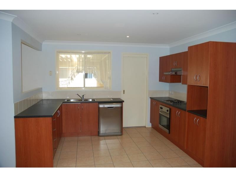 20 The Garden walk, Worrigee NSW 2540