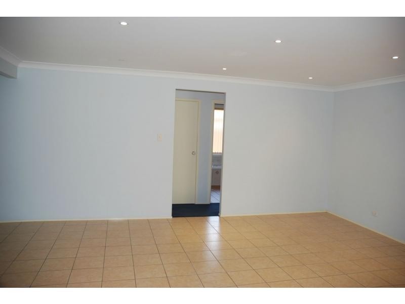 20 The Garden walk, Worrigee NSW 2540