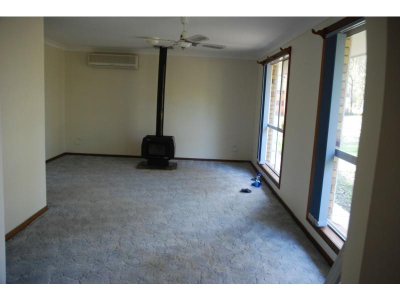 20b Woolamia Road, Falls Creek NSW 2540