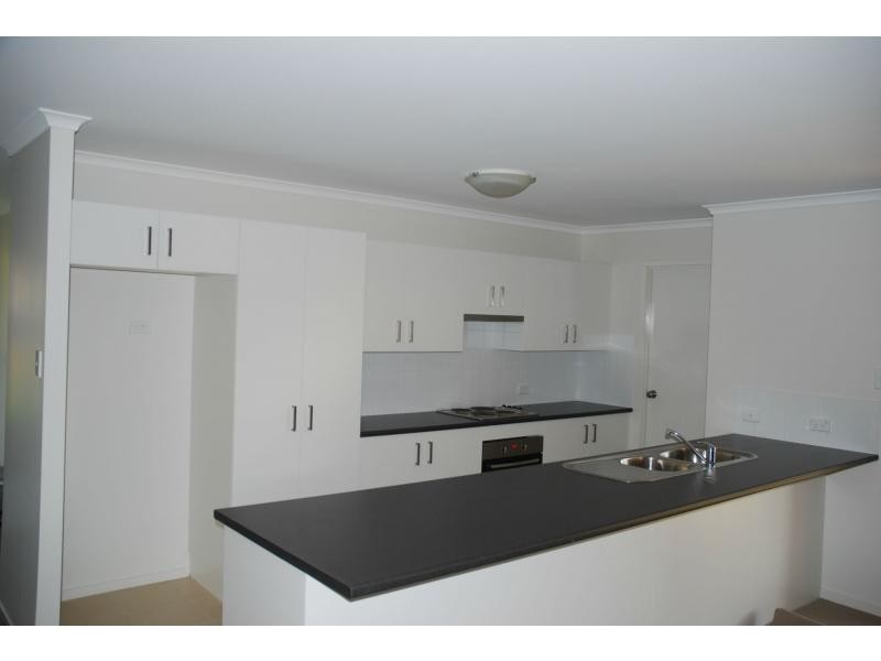 13 Nutans Crescent, South Nowra NSW 2541