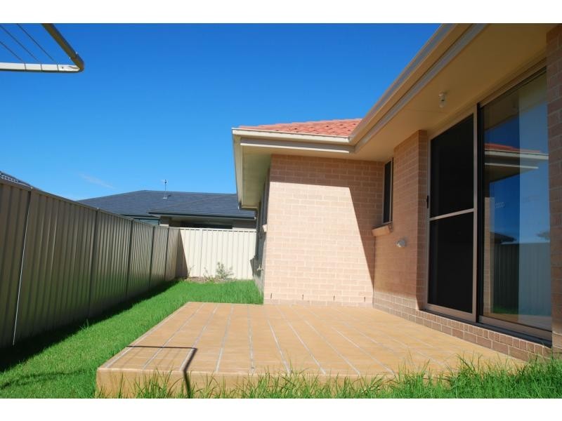 2/21b Bluebell Way, Worrigee NSW 2540