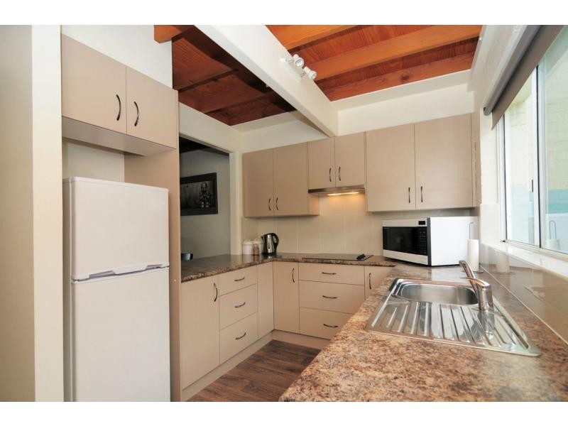 4/2 Caroline Street, Vincentia NSW 2540