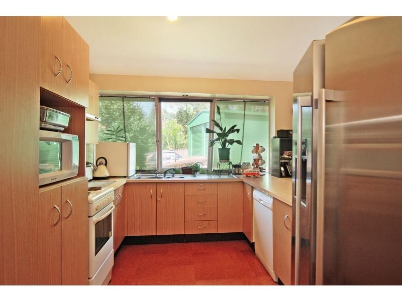 9 Coreen Close, North Nowra NSW 2541