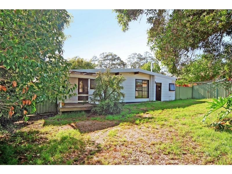 6 Taranna Crescent, Nowra NSW 2541