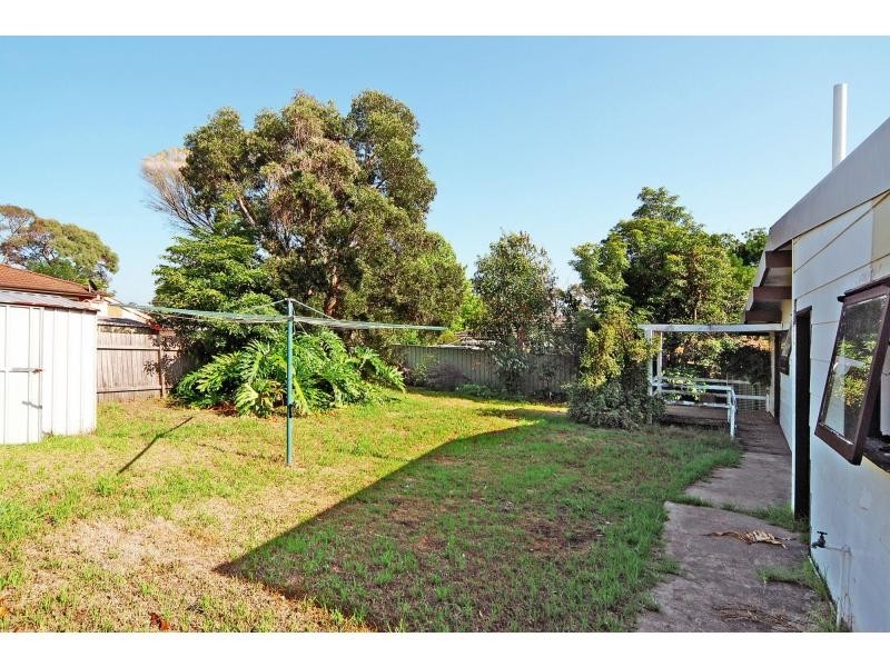 6 Taranna Crescent, Nowra NSW 2541