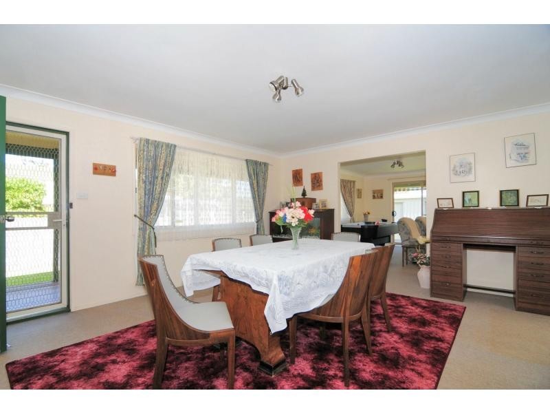 5 The Basin Road, St Georges Basin NSW 2540
