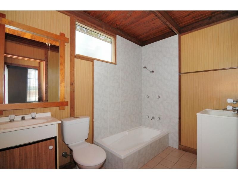 26 Mountain Street, Sanctuary Point NSW 2540