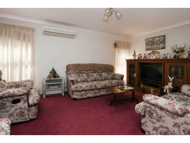 79 McKay Street, Nowra NSW 2541