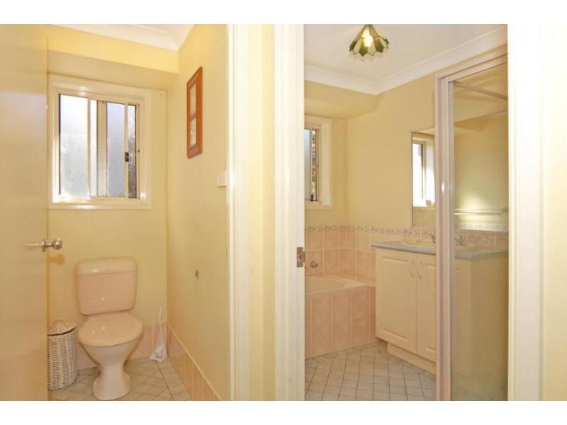 11 Nundah Close, Bomaderry NSW 2541