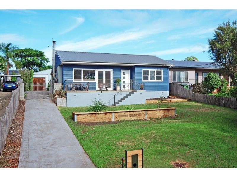 21 Mulgen Crescent, Bomaderry NSW 2541