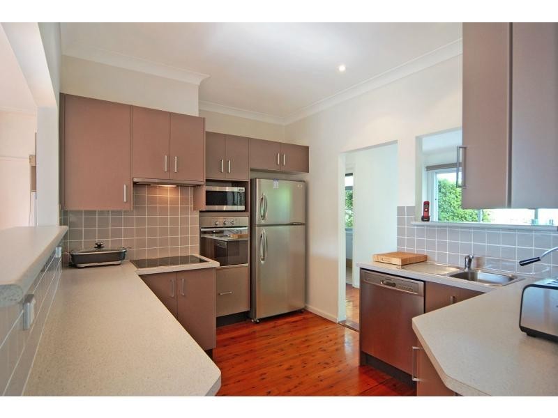 21 Mulgen Crescent, Bomaderry NSW 2541